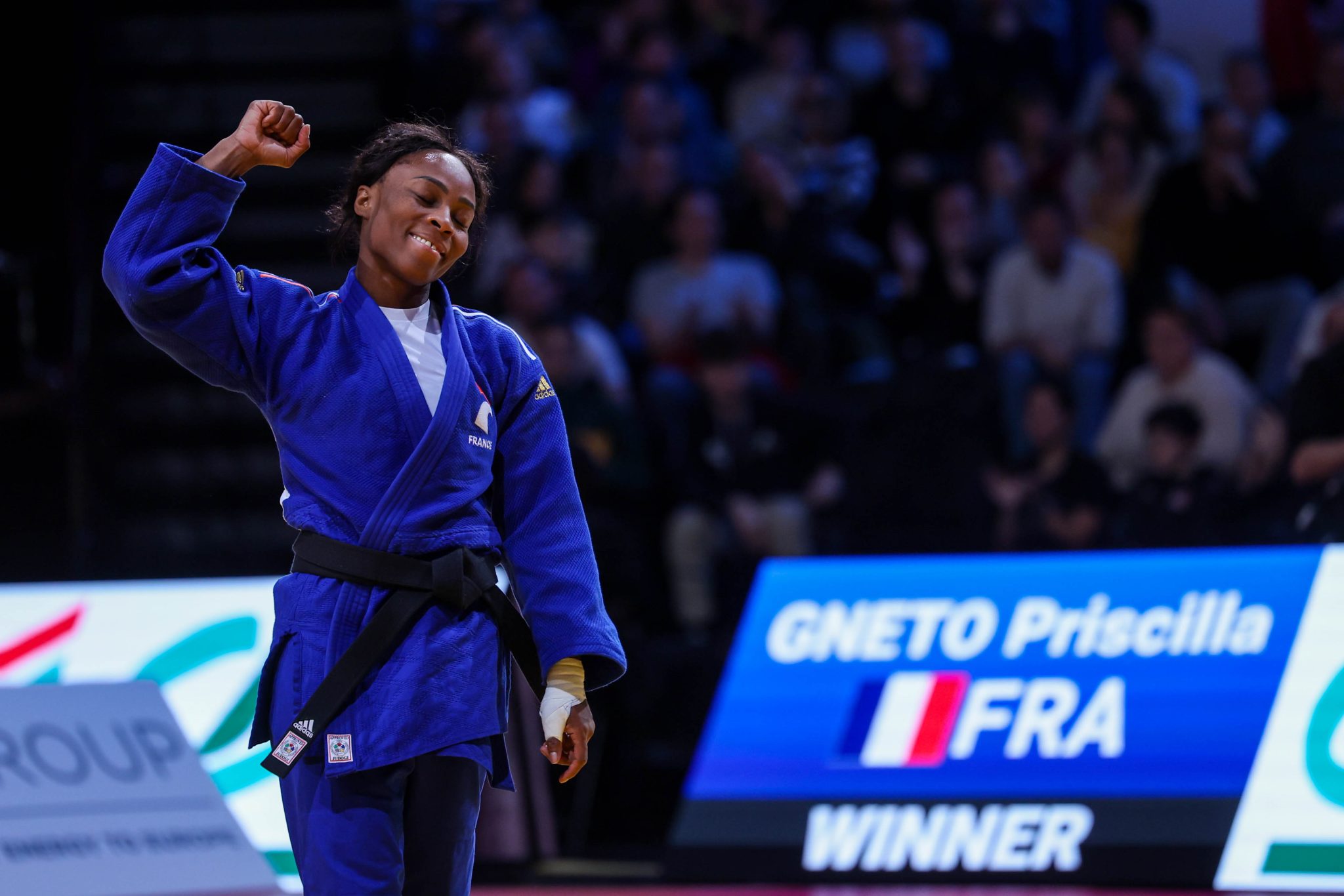 CLEAN SWEEP FOR EUROPE IN PARIS